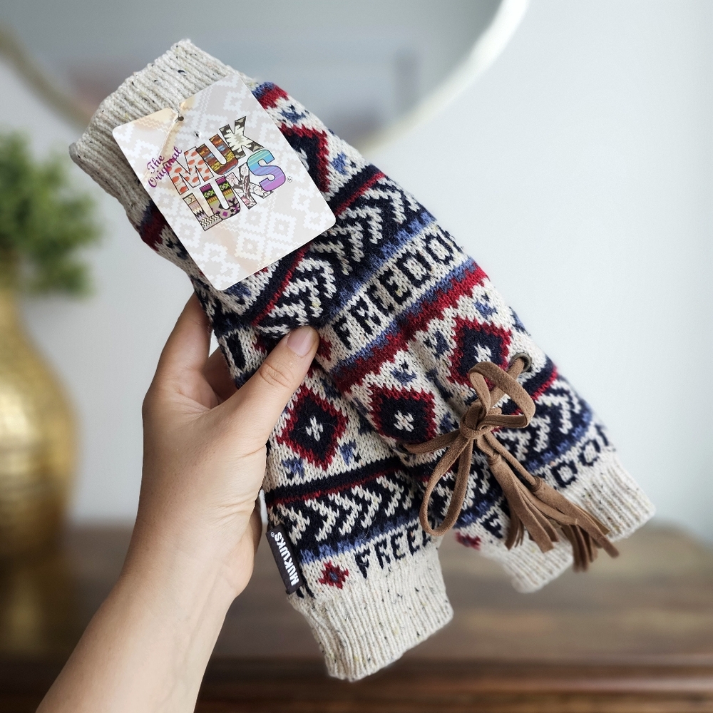 🧤 NWT Muk Luks Fingerless Knit Mittens – Fleece-Lined with Tassels, One Size